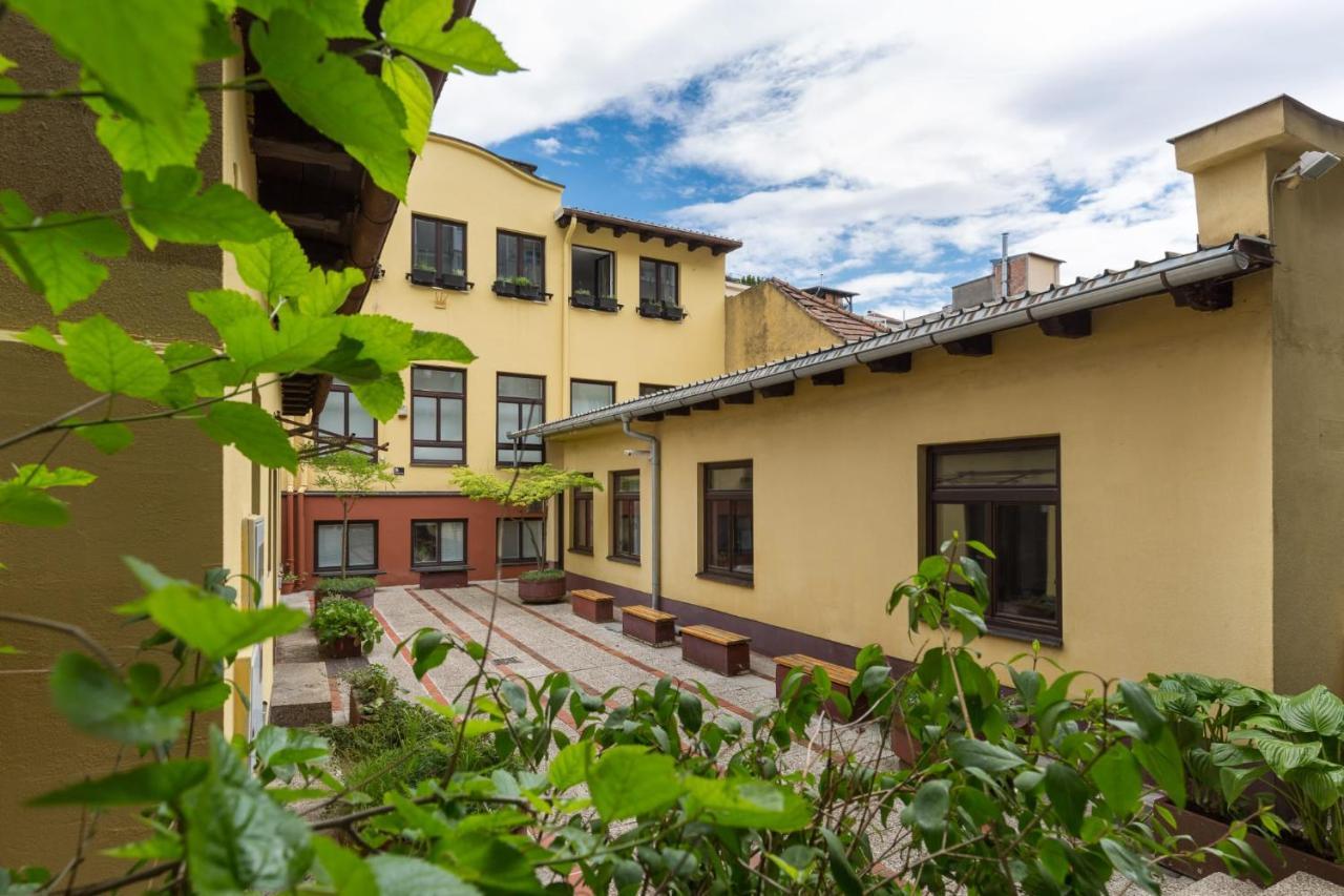 Chill Inn Studio Zagreb Exterior photo